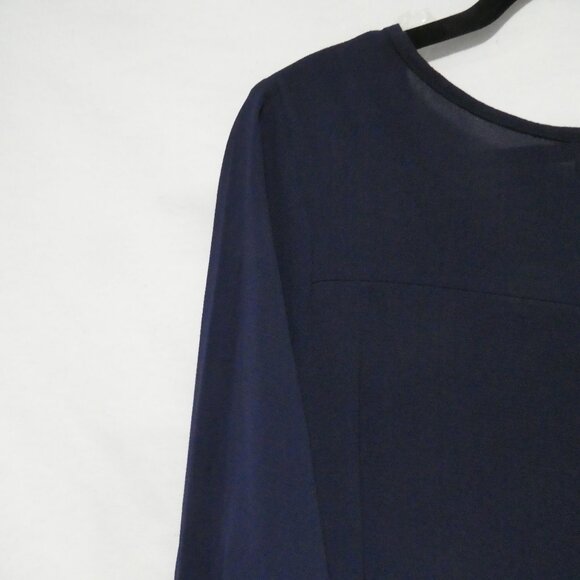 SPIN USA | 1XL | Textured Navy Knee Length Dress With Bow Sleeves | Made In USA - Picture 11 of 16